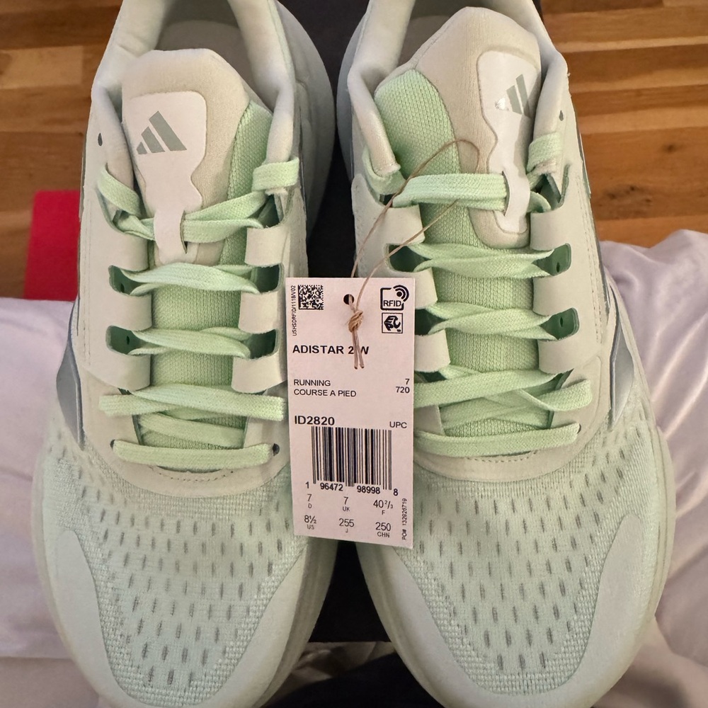Adistar 2 women’s 8.5